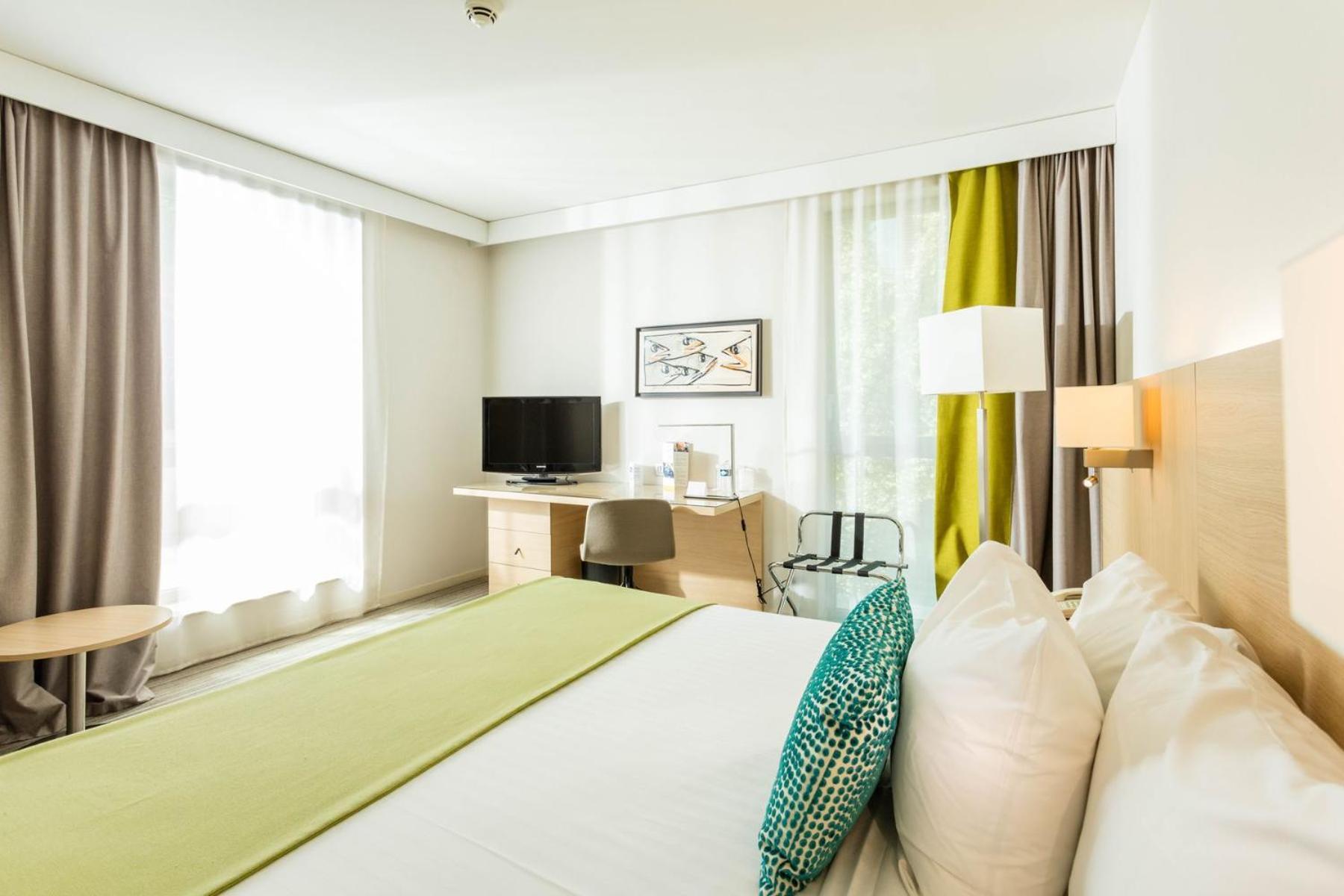 Courtyard By Marriott Montpellier Hotel Exterior foto