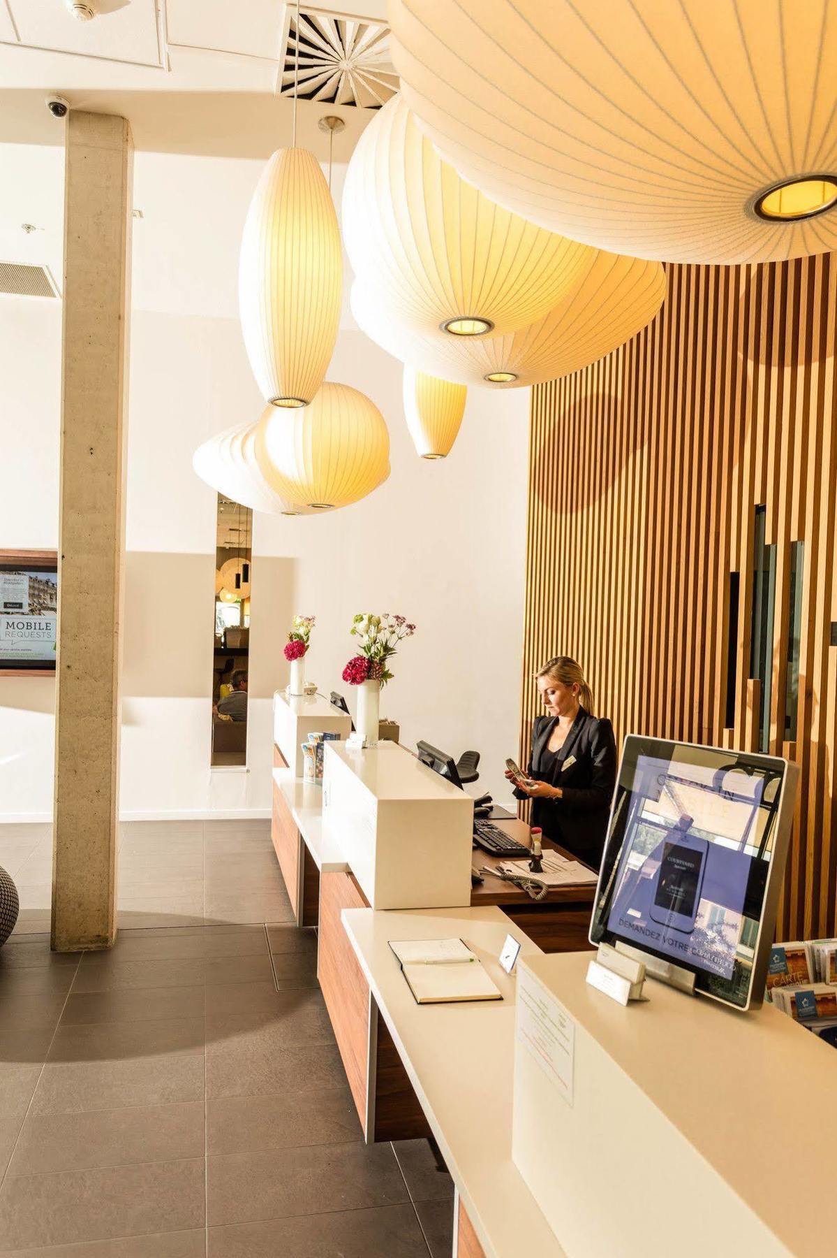 Courtyard By Marriott Montpellier Hotel Exterior foto